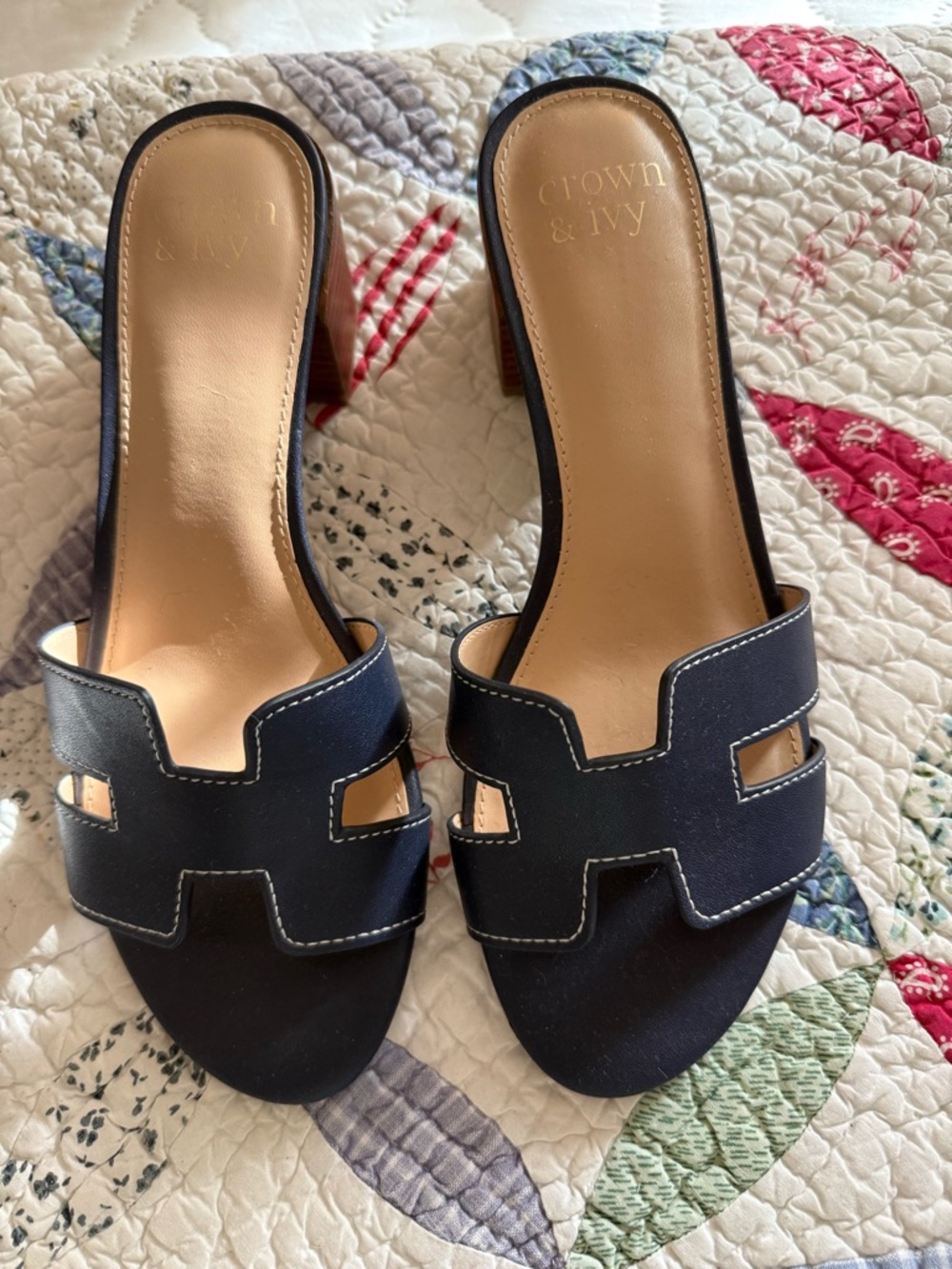 crown & ivy Navy Cutout Slide Mules